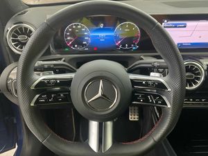 Mercedes Clase A 200 d Compacto  - Foto 2