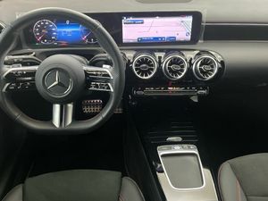 Mercedes Clase A 200 d Compacto  - Foto 2