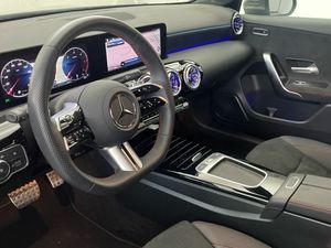 Mercedes Clase A 200 d Compacto  - Foto 2