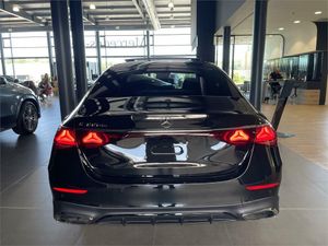 Mercedes Clase E 300 de con tecnología hibrida EQ  - Foto 2