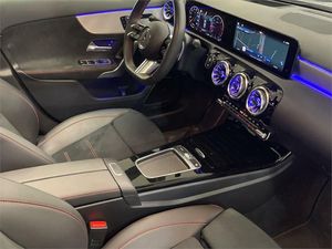 Mercedes Clase A 200 d Sedán  - Foto 2