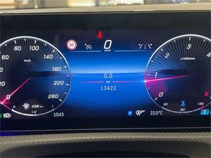 Mercedes Clase A 200 d Sedán  - Foto 2