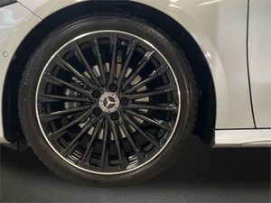 Mercedes Clase A 200 d Sedán  - Foto 2