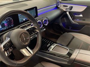 Mercedes Clase A 200 d Sedán  - Foto 2