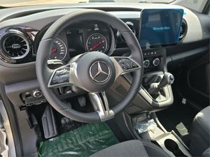 Mercedes Clase T 180 d  - Foto 2