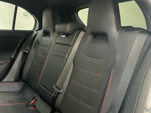 Mercedes Clase A 200 d Compacto  - Foto 2