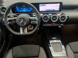 Mercedes Clase A 35 AMG 4Matic+ 4Matic (EURO 6e)  - Foto 2