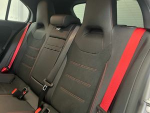 Mercedes Clase A 35 AMG 4Matic+ 4Matic (EURO 6e)  - Foto 2