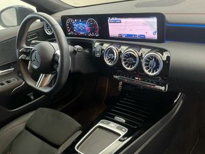 Mercedes CLA 220 d Coupé  - Foto 2