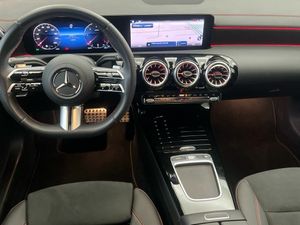 Mercedes CLA 220 d Coupé  - Foto 2