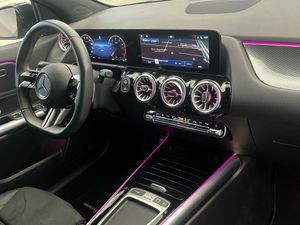 Mercedes GLA 200 d  - Foto 2