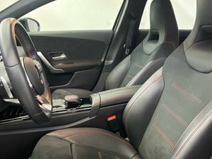 Mercedes Clase A 180 d AMG Line  - Foto 2