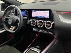 Mercedes GLA 200 d  - Foto 2