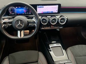 Mercedes Clase A 200 d Compacto  - Foto 2