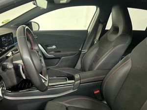 Mercedes Clase A 200 d Compacto  - Foto 2