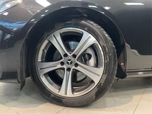 Mercedes Clase E Coupé E 220 d  - Foto 2