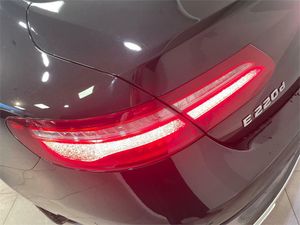 Mercedes Clase E Coupé E 220 d  - Foto 2