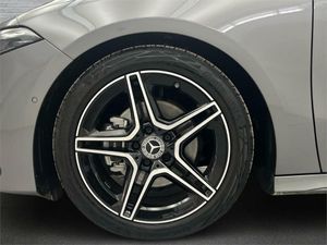 Mercedes Clase A 180 Berlina  - Foto 2