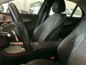 Mercedes Clase E 220 d  - Foto 2