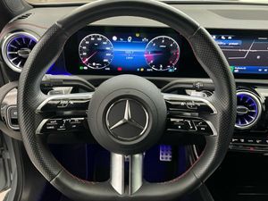 Mercedes CLA 220 d Coupé  - Foto 2