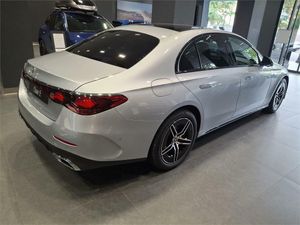 Mercedes Clase E 300 de con tecnología hibrida EQ  - Foto 2