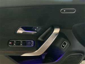 Mercedes Clase A 250 e Sedán  - Foto 2