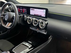 Mercedes Clase A 200 d Compacto  - Foto 2