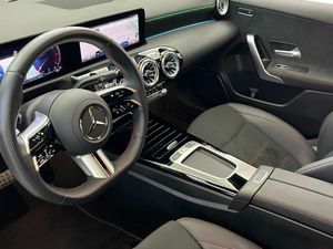 Mercedes Clase A 200 d Compacto  - Foto 2