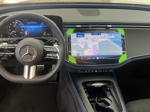 Mercedes Clase E 300 de berlina con tecnología híbrida EQ  - Foto 2