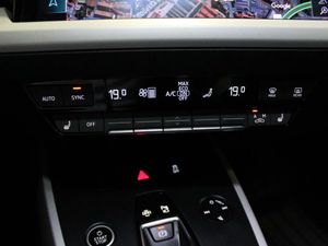 Audi Q4 Advanced 40 e-tron 150kW 82kWh  - Foto 2