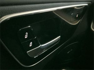 Mercedes Clase C 300 d e Berlina  - Foto 2