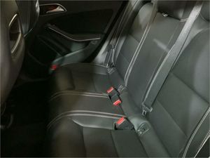 Mercedes CLA 200 d Shooting Brake  - Foto 2