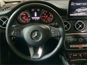 Mercedes CLA 200 d Shooting Brake  - Foto 2