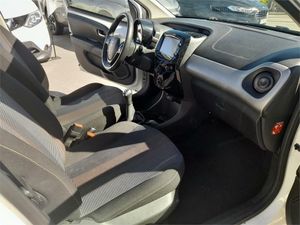 Peugeot 108 Top! Allure 1.2 PureTech 60KW (82CV)  - Foto 2