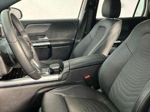 Mercedes GLA 200 D  - Foto 2