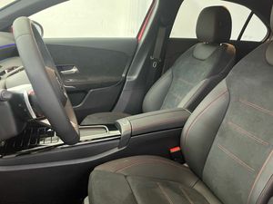 Mercedes Clase A 250 e Sedán  - Foto 2