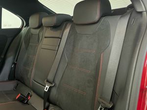 Mercedes Clase A 250 e Sedán  - Foto 2