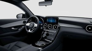 Mercedes GLC 220 d 4Matic AMG Line (EURO 6d)  - Foto 2
