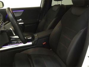 Mercedes EQA EQA 300 4MATIC  - Foto 2