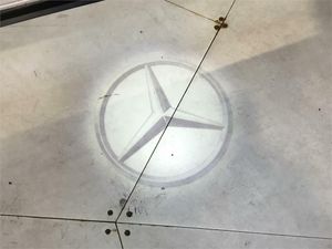 Mercedes EQA EQA 300 4MATIC  - Foto 2