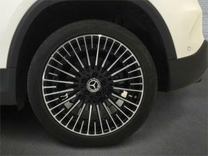 Mercedes EQA EQA 300 4MATIC  - Foto 2