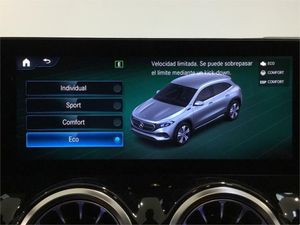 Mercedes EQA EQA 300 4MATIC  - Foto 2