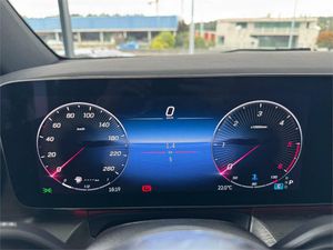 Mercedes Clase V 220 d Avantgarde Largo  - Foto 2