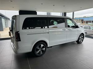 Mercedes Clase V 220 d Avantgarde Largo  - Foto 2