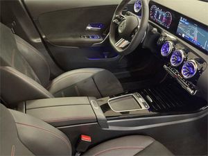 Mercedes Clase A 180 Sedán  - Foto 2
