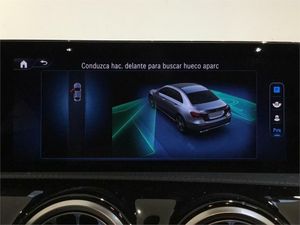 Mercedes Clase A 180 Sedán  - Foto 2