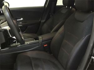 Mercedes Clase A 180 Sedán  - Foto 2