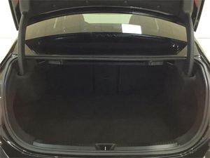 Mercedes Clase A 180 Sedán  - Foto 2
