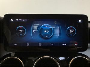 Mercedes GLC 220 d 4MATIC  - Foto 2