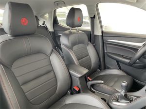 MG ZS 1.5 Luxury  - Foto 2